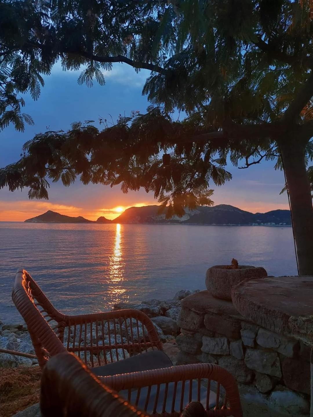 Hidden Paradise Agios Georgios Pagon Exterior foto